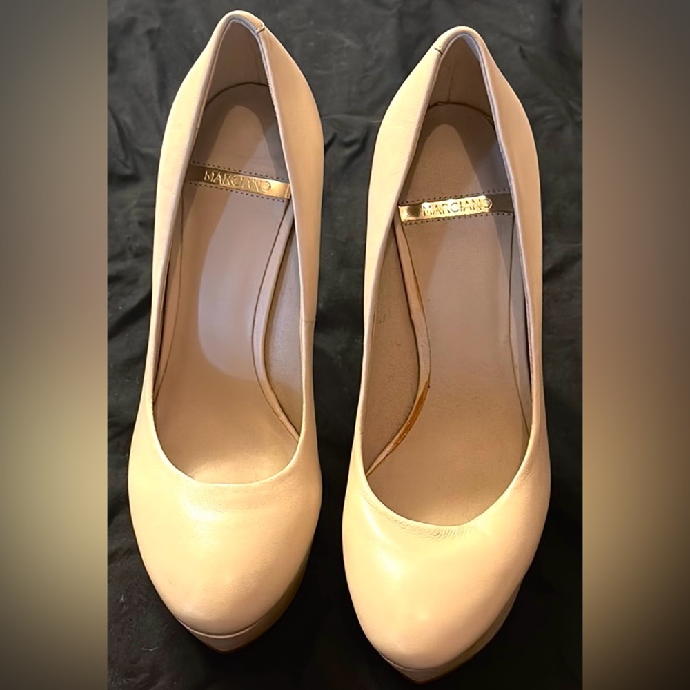 Marciano by Guess platforms